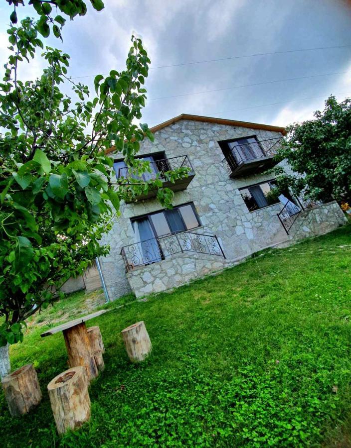 Guest House Ijevan'S Garden Exterior foto
